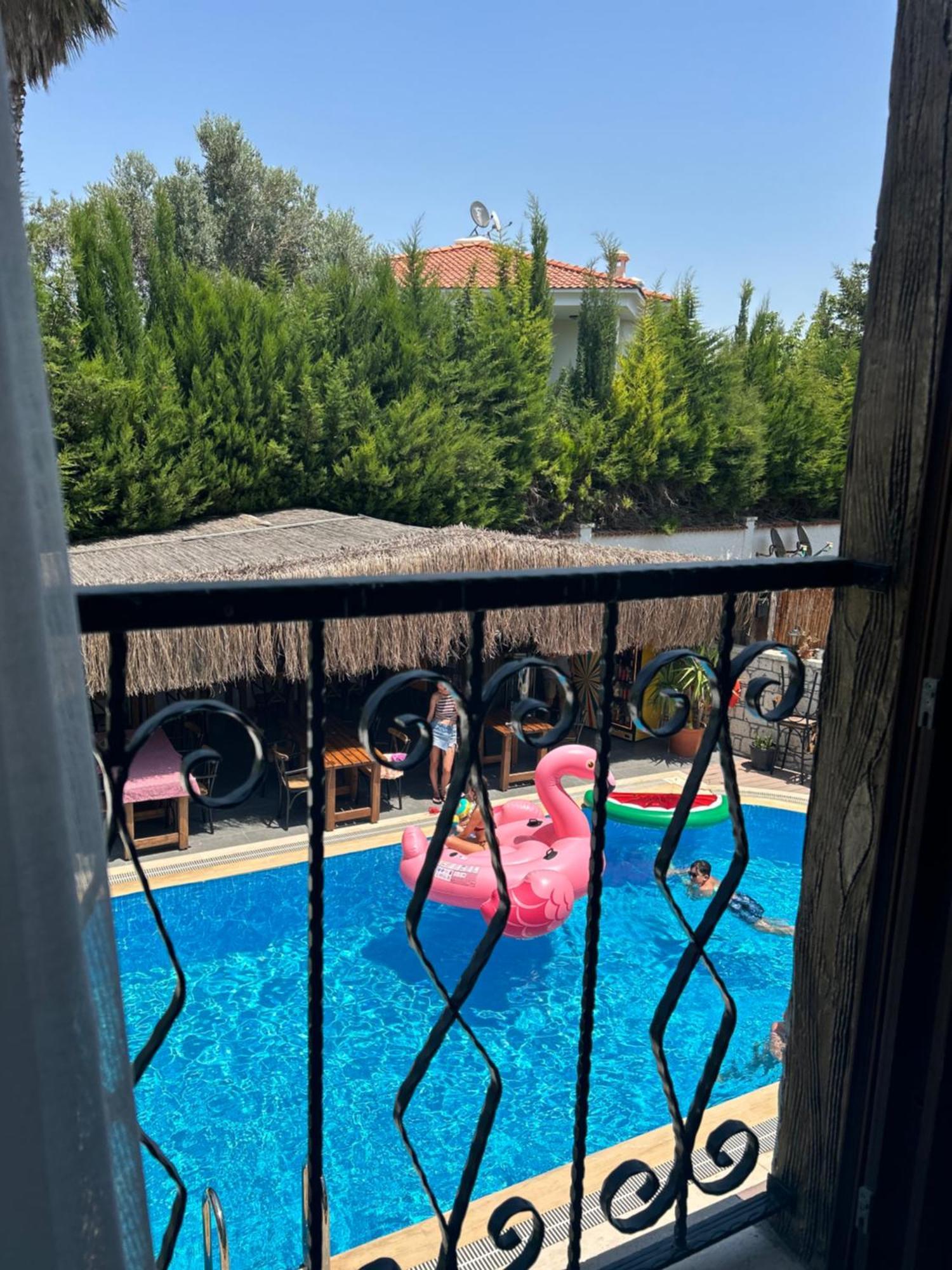 Pupa Alaçatı Butik Otel Çeşme Exterior foto